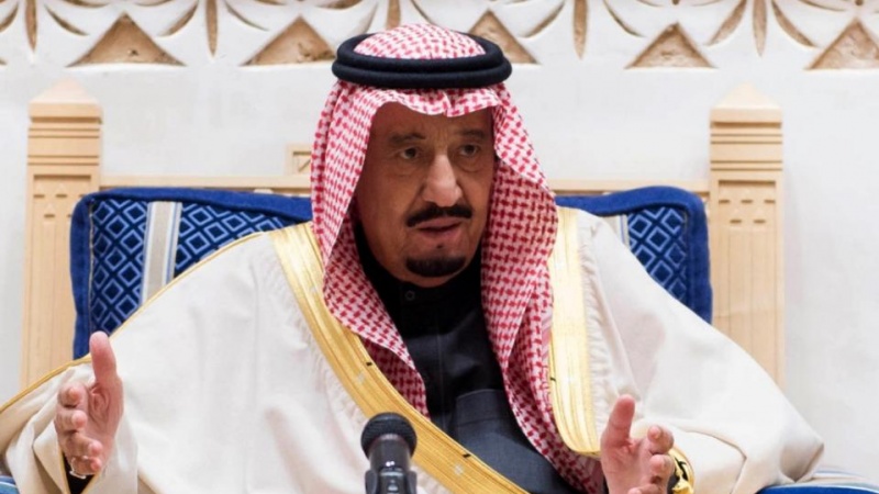 Raja Salman Copot Menlu dan Menteri Transportasi
