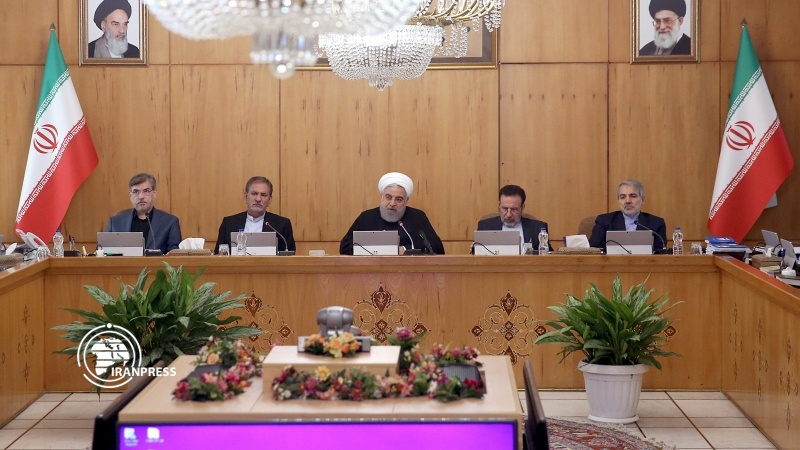 イラン大統領、「イランは２０１６年に世界最大の経済成長を達成」