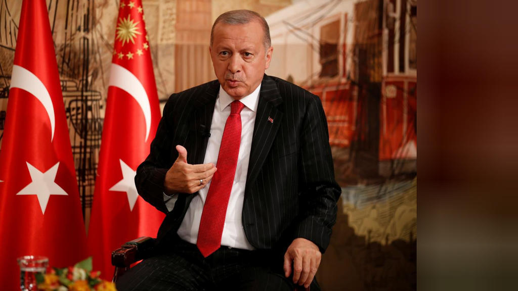 أردوغان يهدد أوروبا بفتح الحدود أمام اللاجئين السوريين 