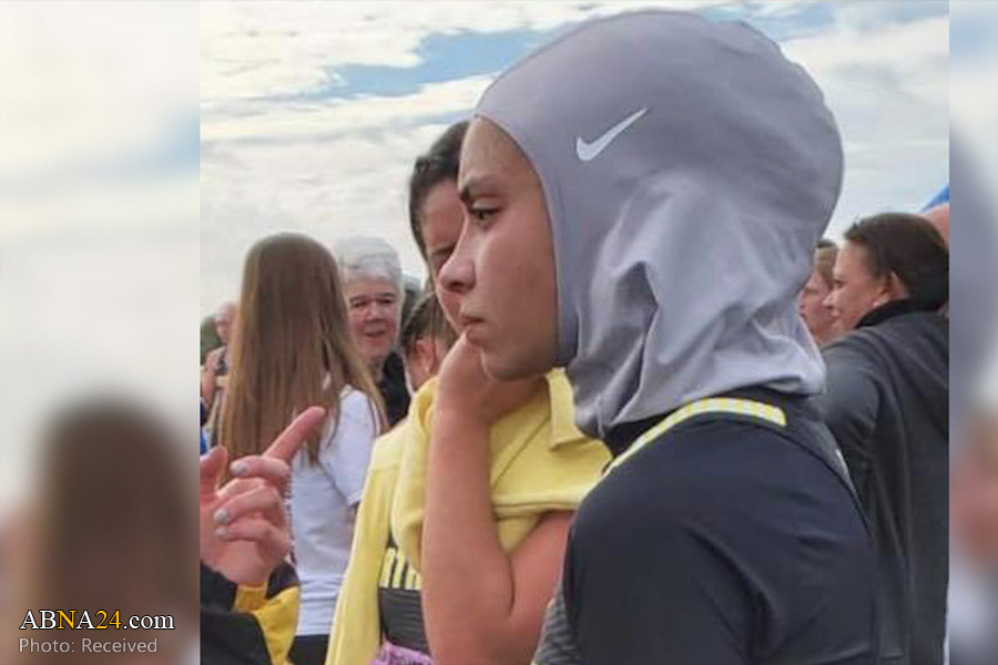 Muslim teenage disqualified in US school race over hijab