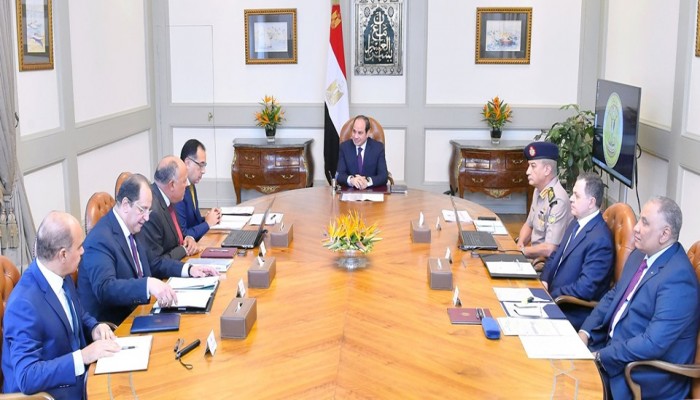 السيسي يجتمع بوزيري الدفاع والخارجية ورئيس المخابرات بسبب أمن مصر القومي