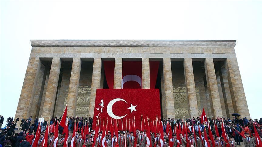 السلطات التركية تعتقل 43 يشتبه بانتمائهم لداعش الارهابي وتحبط هجمات