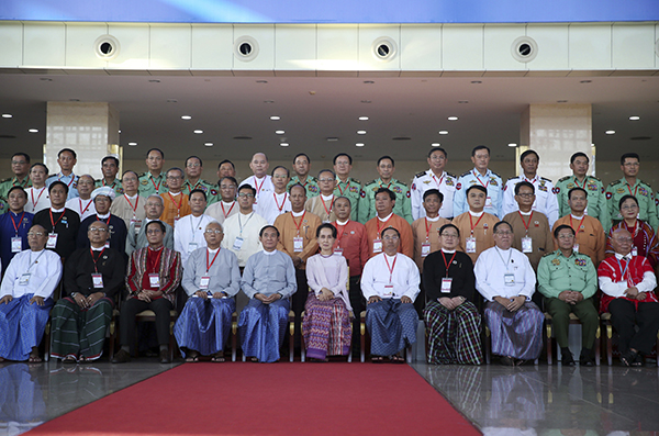  ျပည္ေထာင္စု၏ အနာဂတ္ကို တိုက္ပြဲမ်ားက ၿခိမ္းေျခာက္ေနျခင္းသည္ အႀကီးမားဆုံး ဆုံးရႈံးမႈဟု ေဒၚေအာင္ဆန္းစုၾကည္ ေျပာၾကား