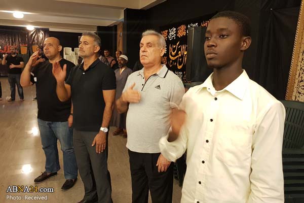 تقرير مصور/ مجلس عزاء أربعينية الامام الحسين (ع) في مدينة كوتونو عاصمة دولة بنين