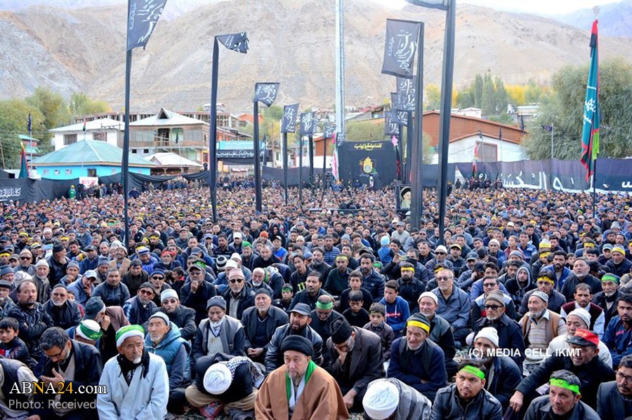 Berita Bergambar: Upacara Hari Arbain Di Kargil, India