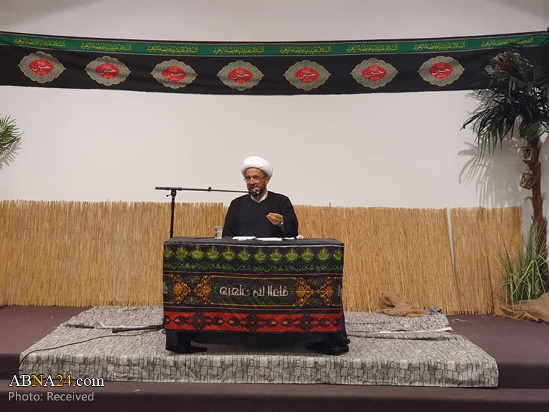 تقرير مصور/ مجلس عزاء أربعينية الامام الحسين (ع) في مركز ثقافي لبناني بمدينة هامبورغ الالمانية