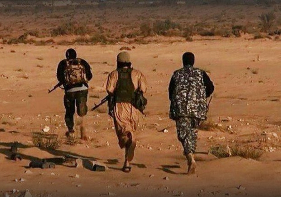 رعاة يعثرون على 25 مليون دولار دفنها تنظيم داعش في الصحراء
