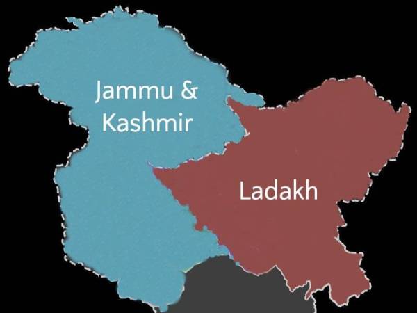 India Pisahkan Jammu Dan Kashmir