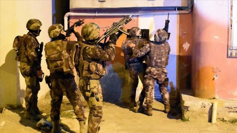 Türkiye'de 100 IŞİD’li yakalandı
