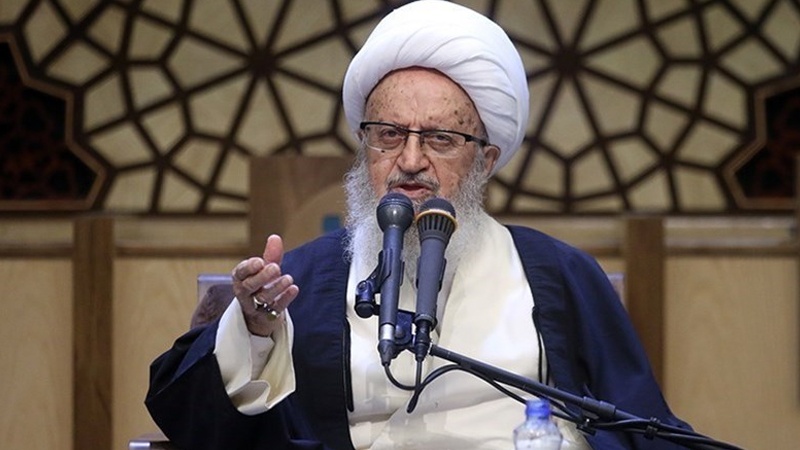 آية الله مكارم شيرازي يحذر من مخاطر التكفيريين في المنطقة بسبب تأجيجهم للنيران