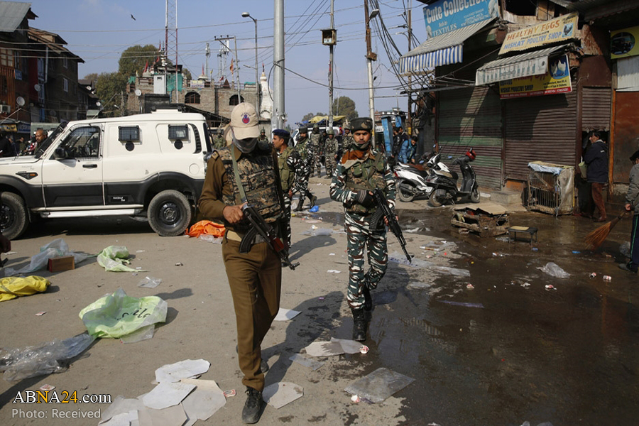 Grenade attack kills one, injures 34 in Kashmir