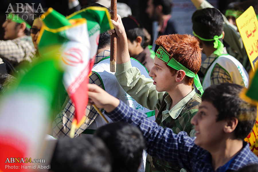 Iran Sambut Ulang Tahun Insiden Tebusan Dengan Sentimen Anti-AS