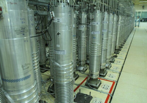 ضمن الخطوة الرابعة من مراحل خفض الإلتزامات النووية.. ايران تنقل 2000 كغم من غاز "uf6" الى فوردو