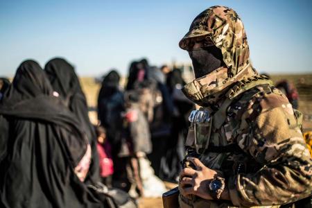 السلطات التركية تبدأ في إعادة أسرى داعش الارهابي إلى بلادهم يوم الاثنين
