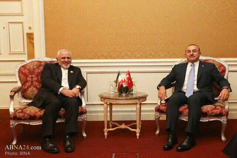 Iranian, Turkish FMs meet on ECO meeting