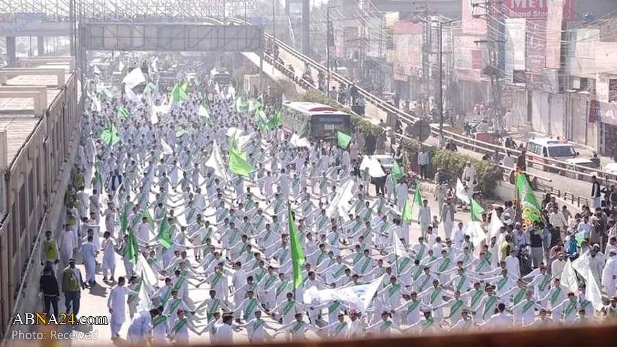 Photos: Prophet Mohammad (PBUH) birth anniversary celebrated in Lahore, Pakistan