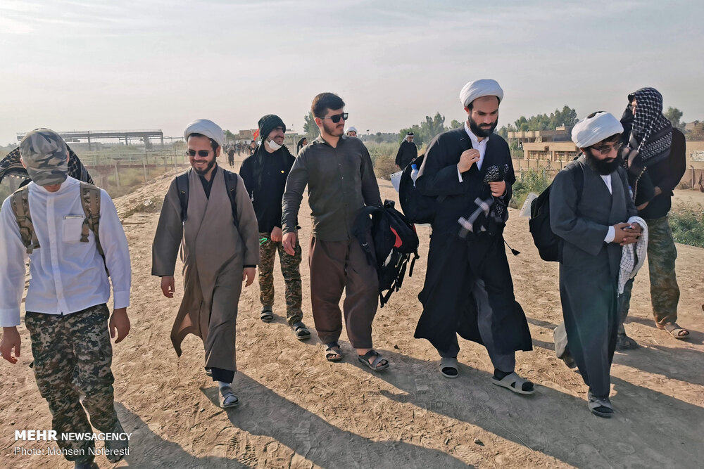 چہلم اور اربعین کی درسی کلاس میں طلباء کا حضور