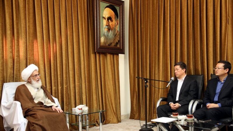 Ayetullah Hemedani: Müslümanların vahdeti komploları bozar