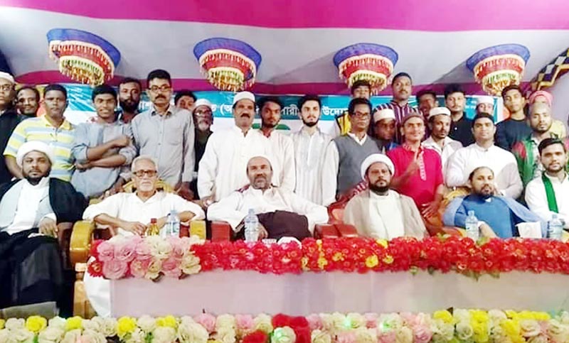 একই মঞ্চে বয়ান করলেন শিয়া-সুন্নি আলেম একই মঞ্চে বয়ান করলেন শিয়া-সুন্নি আলেম