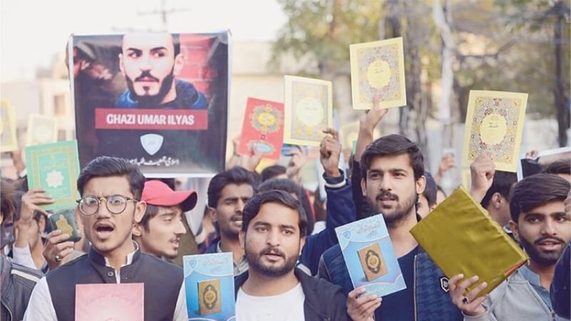 اسلام دشمن اقدامات پر پاکستانیوں کا غم و غصہ