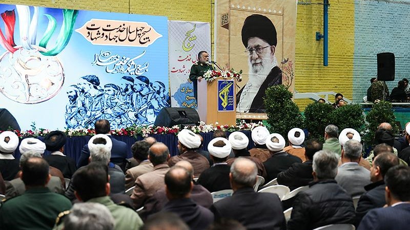 10.000 Anggota Basij Qazvin Peringati Pekan Basij 