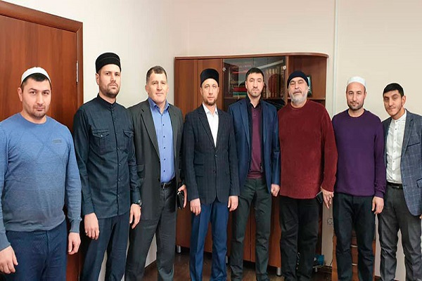 Муфтий Красноярского края встретился с заместителем Муфтия Дагестана