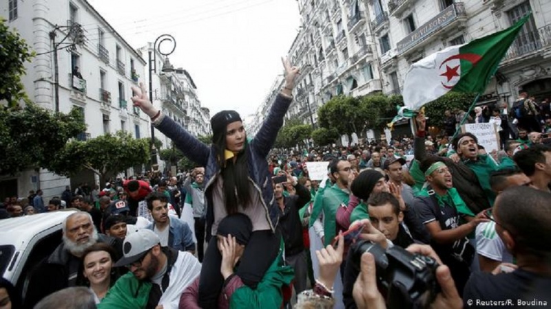 Algeria yaendelea kushuhudia maandamano sambamba na kukaribia kufanyika uchaguzi wa Rais