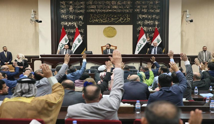 بعد استقالة الحكومة... البرلمان العراقي يمهل رئيس الجمهورية 15 يوما