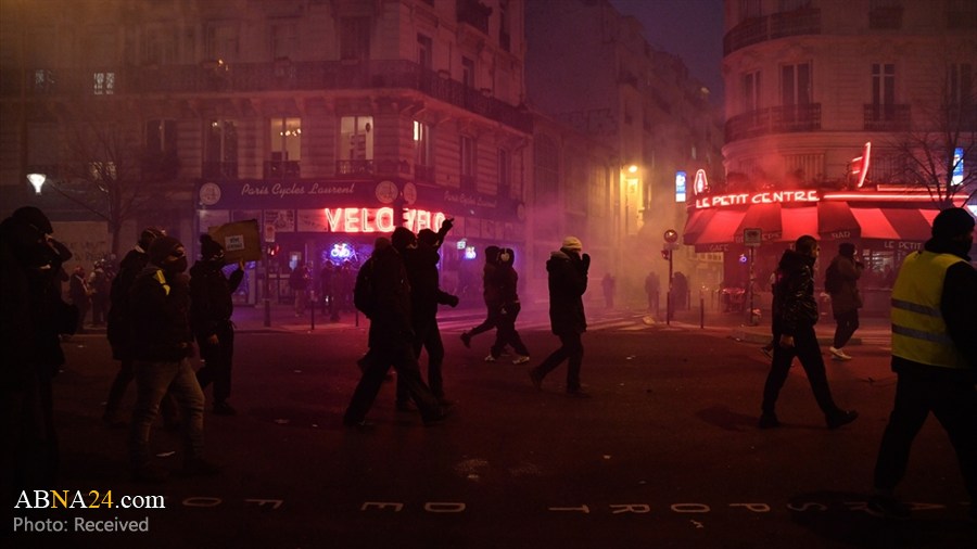 Unjuk Rasa  Ribuan Warga, Lumpuhkan Kota Paris