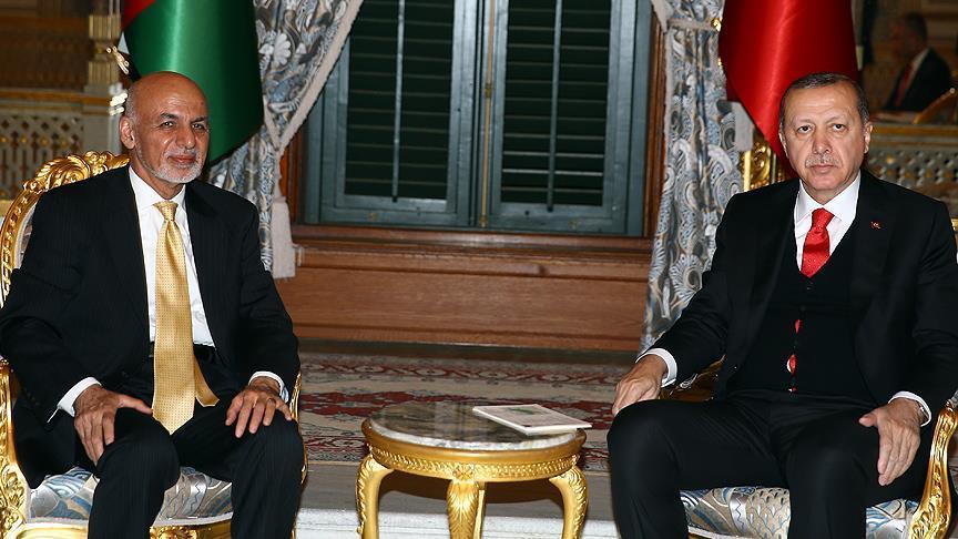 Erdoğan, Afganistan Cumhurbaşkanı Eşref Gani ile görüştü