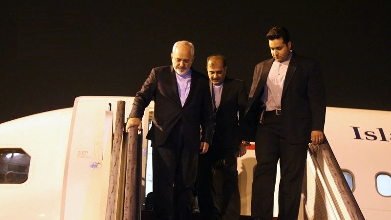 İran dışişleri bakanı Zarif İstanbul'da