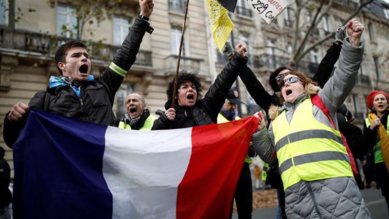 フランスで、全国的なストライキが実施