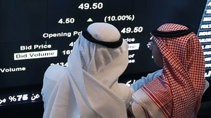 サウジアラビアの２０２０年の財政赤字は５００億ドル
