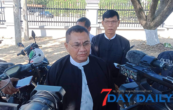 ေဒါက္တာေအးေမာင္ႏွင့္ စာေရးဆရာ ေဝဟင္ေအာင္အမႈ အထူးအယူခံတင္သြင္းမႈ ေလွ်ာက္လဲခ်က္ေပး