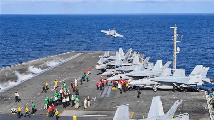  Les forces yéménites ont abattu un drone d’espionnage chargé d’escorter l’USS Harry Truman