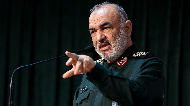 イラン革命防衛隊総司令官、「イラン国民は決して、経済問題解消のために敵側に歩み寄ることはない」