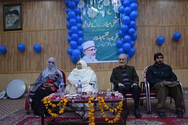  Pakistan : les élèves coraniques honorés à Peshawar