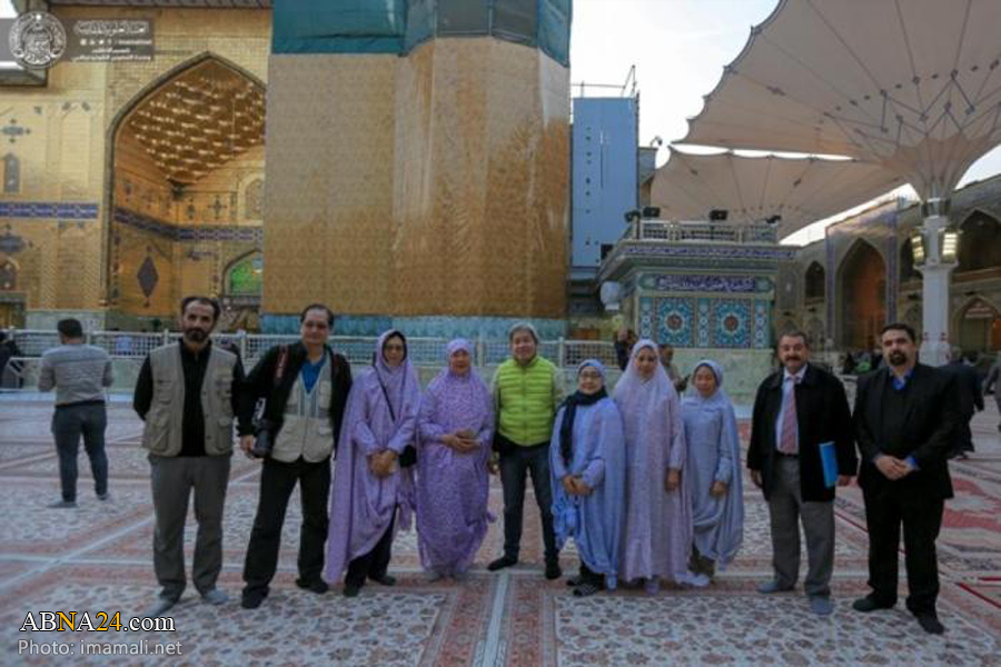 Delegation of Chinese engineers visit the Imam Ali (AS) Holy Shrine (+Photos)