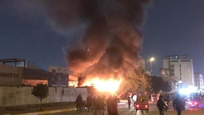 Perusuh Bakar Posko-posko Peziarah Imam Husein di Karbala