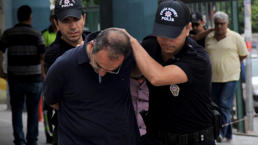 السلطات التركية تعتقل نحو 200 شخص بتهمة الارتباط بجماعة غولن