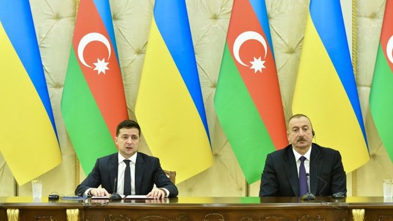Зеленски: “Азәрбайҹан вә Украйна әрази бүтөвлүйүнүн вә суверенлийинин бәрпа едилмәси мәсәләсиндә бир-бирини дәстәкләйир”