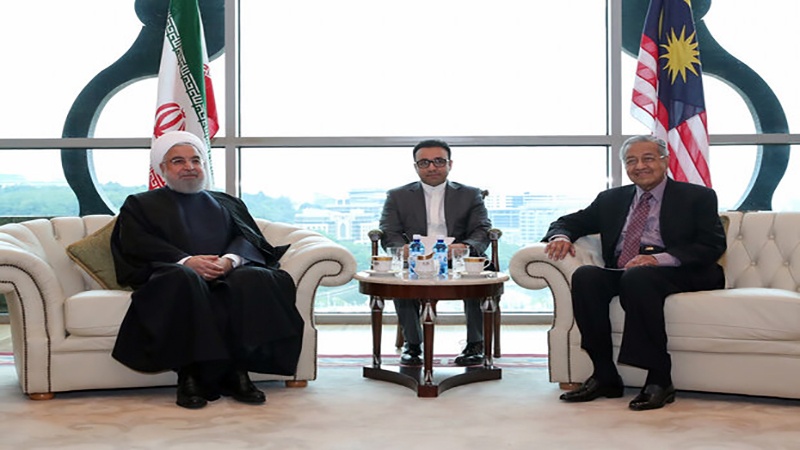 イラン大統領がマレーシア訪問　協力拡大を強調