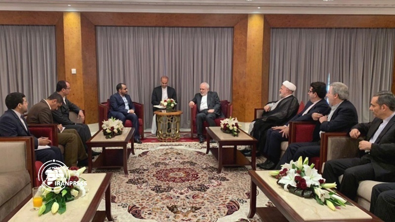 Iran, Zarif a Mascate per discutere Iraq, Siria e Yemen