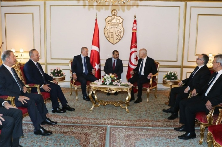 أردوغان: حفتر ليس لديه شرعية وسودانيون ومرتزقة روس يقاتلون داخل ليبيا