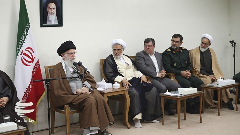 Iran, Leader: riservare i simboli della rivoluzione islamica