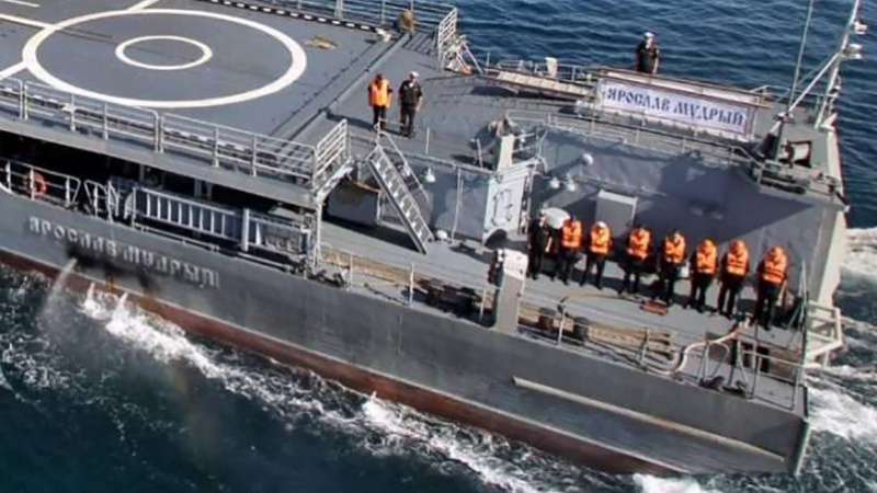 外国メディアが大々的に報道　イランと中ロによる海上合同軍事演習
