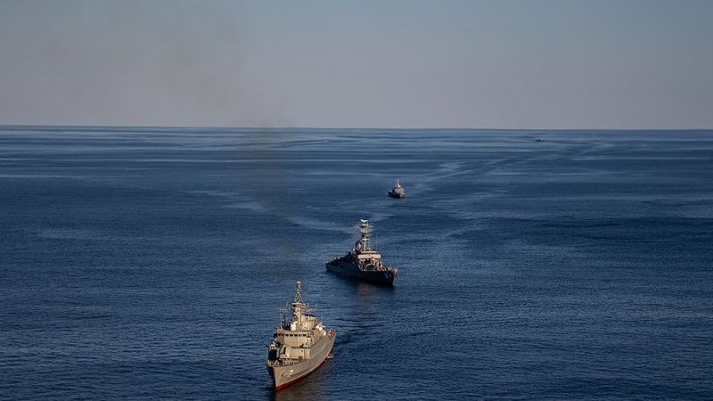 Hari Ketiga Menuver Militer AL Iran, Rusia dan Cina