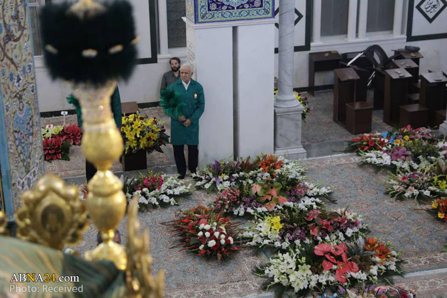 Berita Bergambar: Bunga Di Makam Zainab