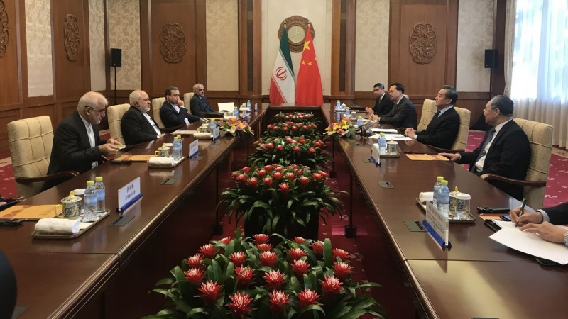 イランと中国が、両国の協力の拡大を強調