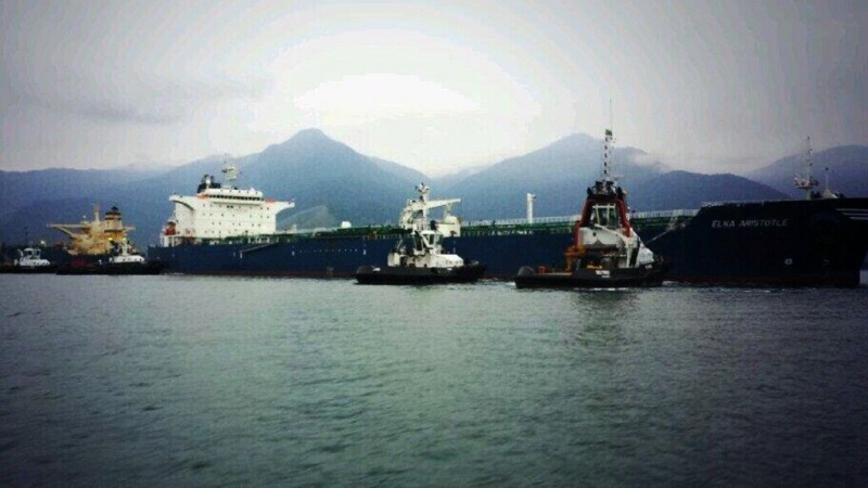 Yunan petrol tankerine saldırı
